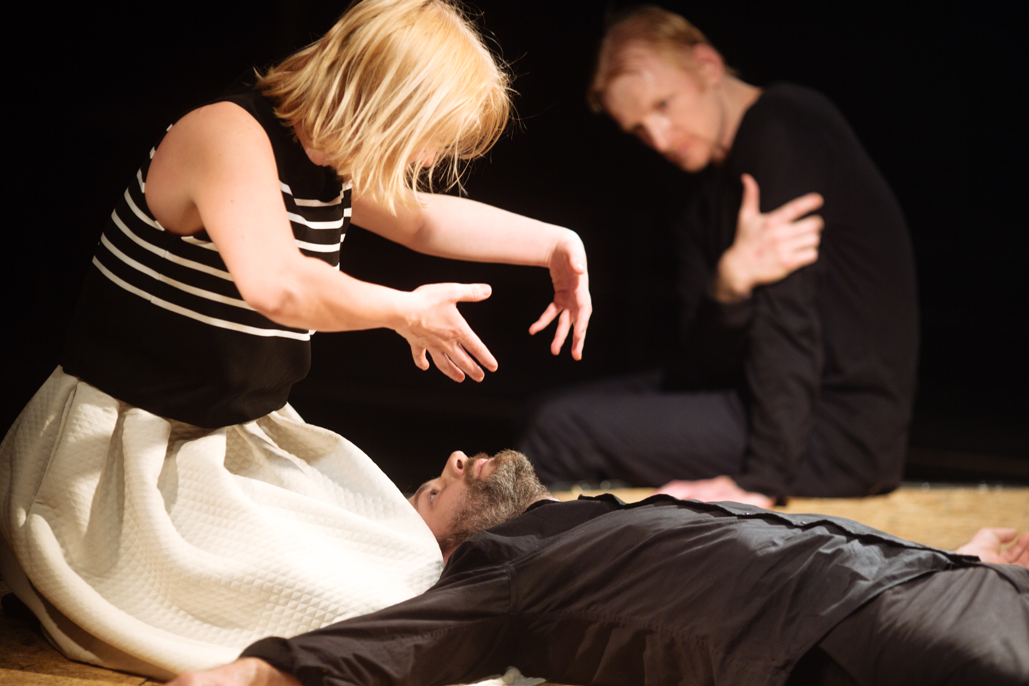 Hamlet la unteatru – despre limite în teatru